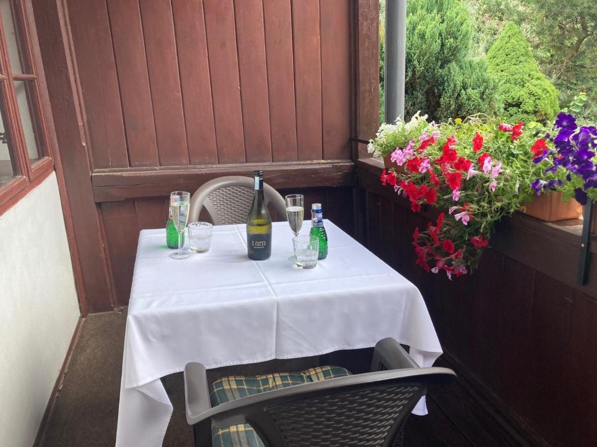 Country House & Restaurant Hronec 외부 사진